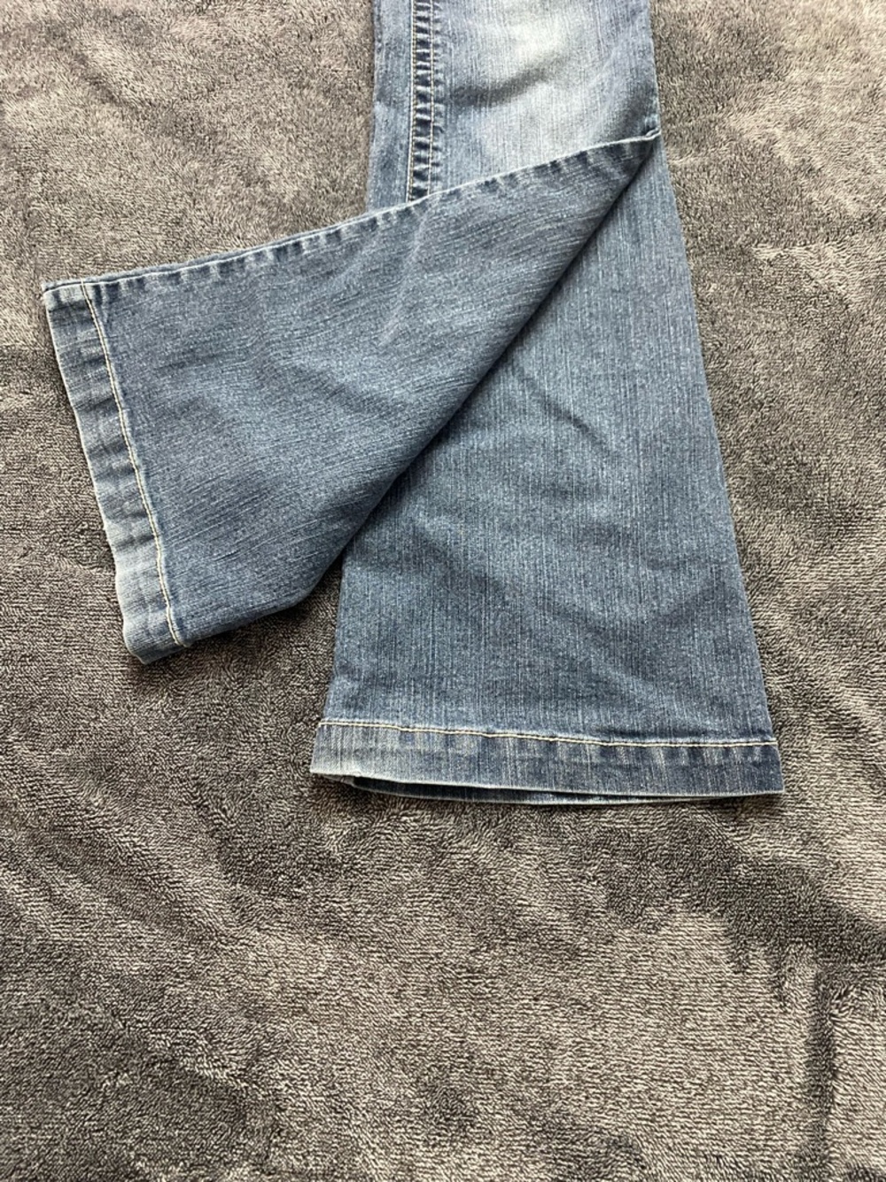 Y2K WallFlower Vintage Double Button Flare Jeans Size 7 - Picture 4 of 9